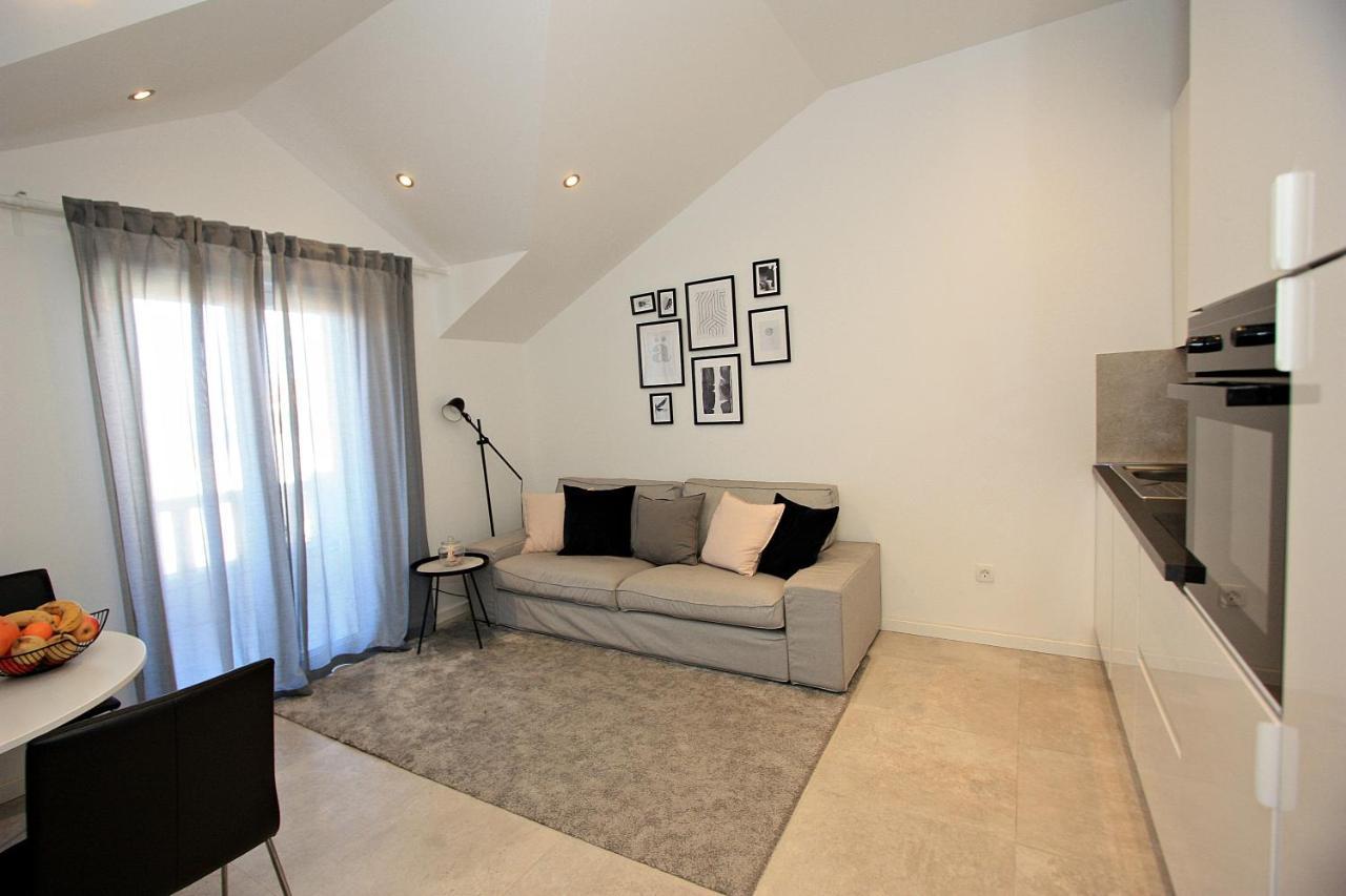 Apartman Ivana Supetar Exterior foto
