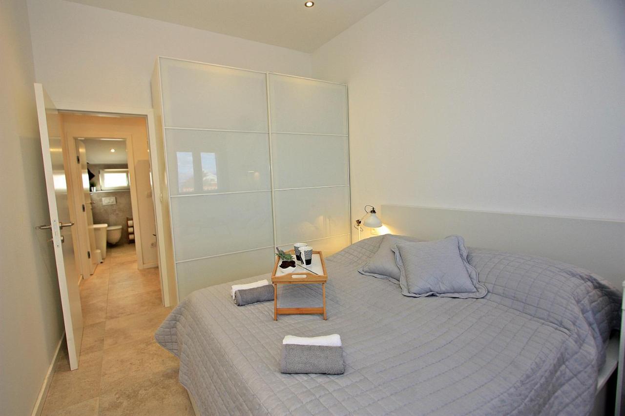 Apartman Ivana Supetar Exterior foto